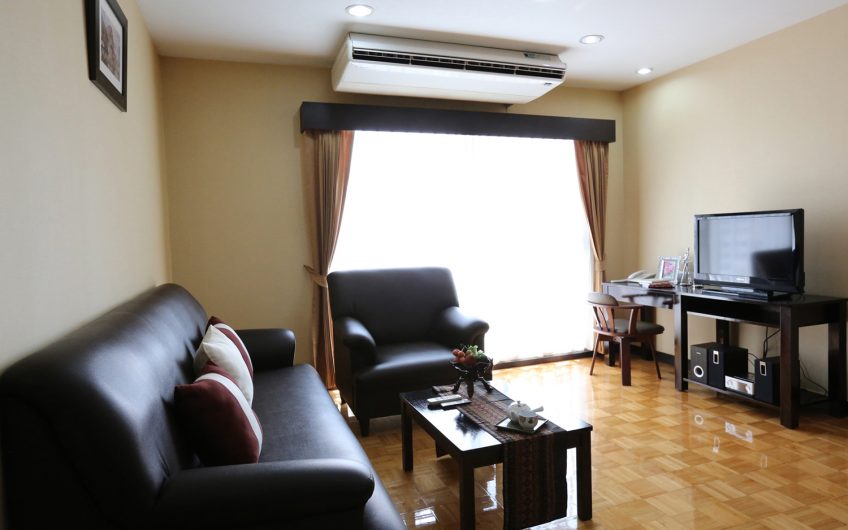 J – Town Serviced Apartments Sriracha