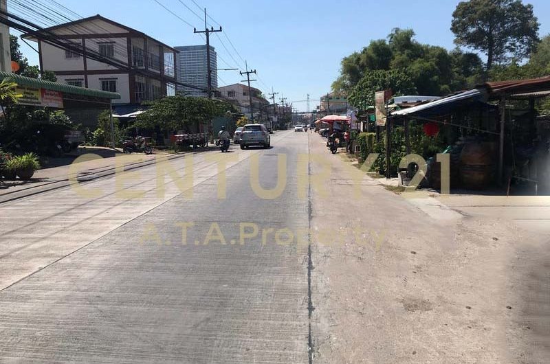 ขายที่ดิน 10 ไร่ ติดถนนซอยวังหิน ศรีราชา ชลบุรี