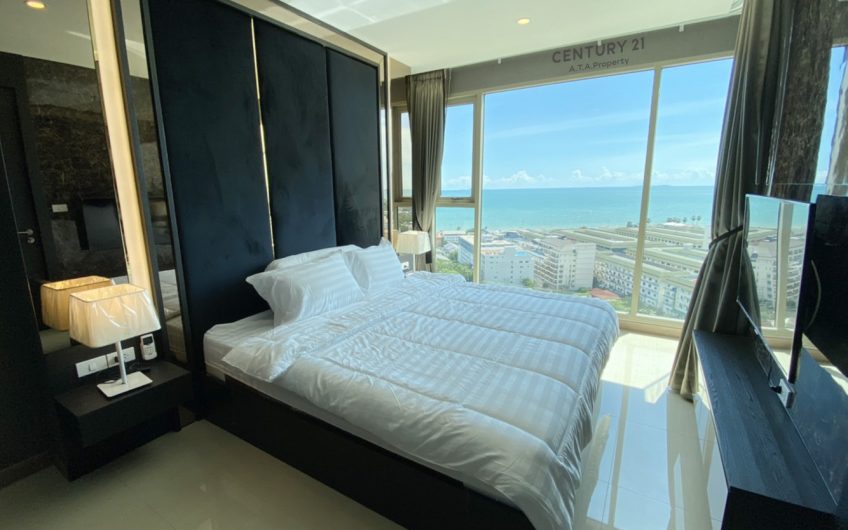 Luxury Condo for rent 2 Bedrooms at The Reviera Jomtien Pattata