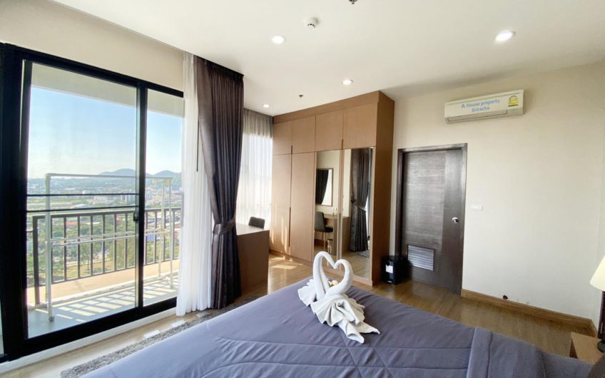 3 bedroom condo for rent at the Sky Sriracha.