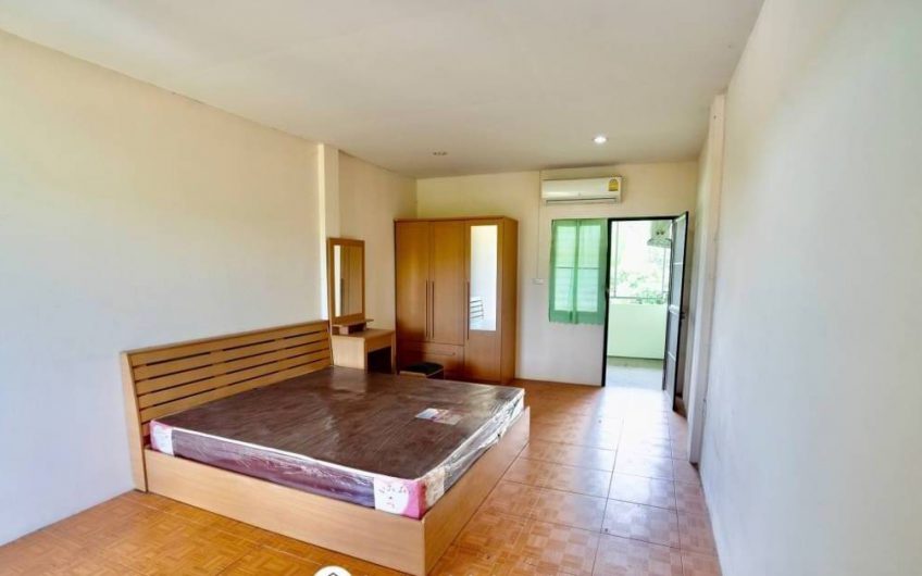 Apartment for sale In Sriracha, 100 rooms