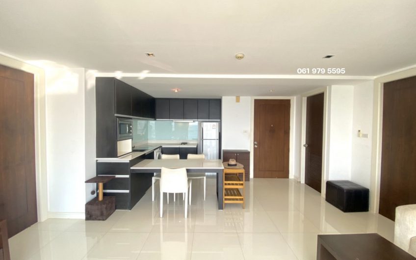 Condo for sale at Golden Coast Sriracha, sea view with private beach.