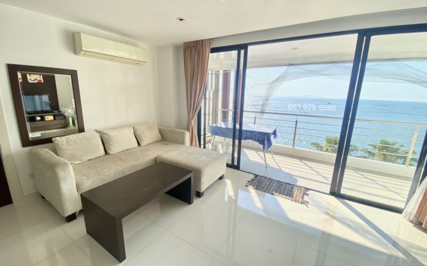 Condo for sale at Golden Coast Sriracha, sea view with private beach.