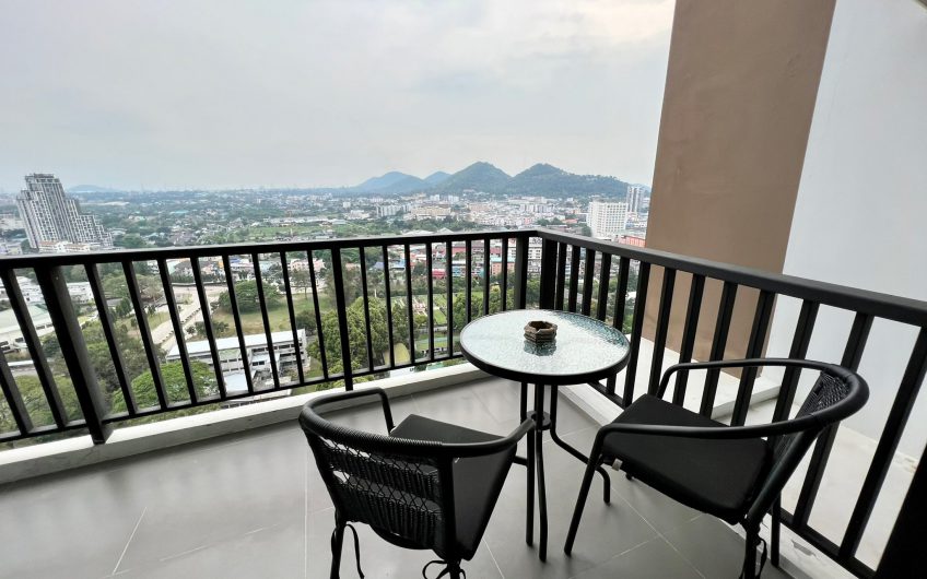 2 bedroom condo for rent at the Sky Sriracha.