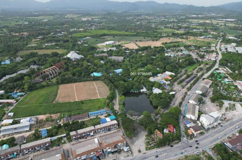 Big land for sale, good location, next to Sriracha Tiger Zoo Road, Chonburi