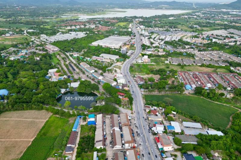 Big land for sale, good location, next to Sriracha Tiger Zoo Road, Chonburi