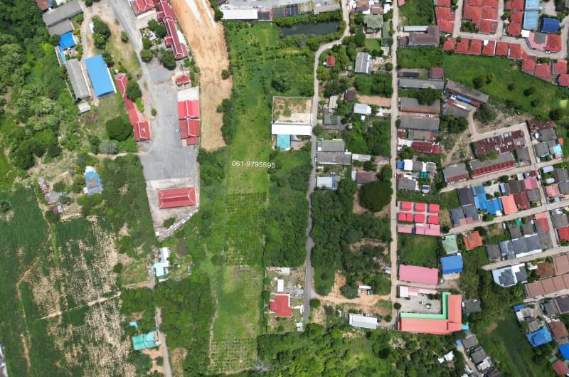 Large plot of land for sale near the sea, Sattahip, Chonburi.