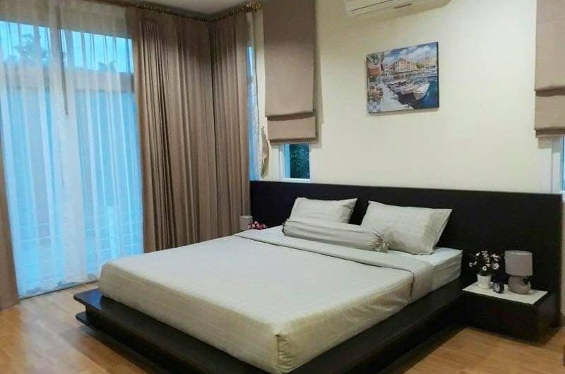 Single house for sale with tenant, The Boulevard, Sriracha, Chonburi.