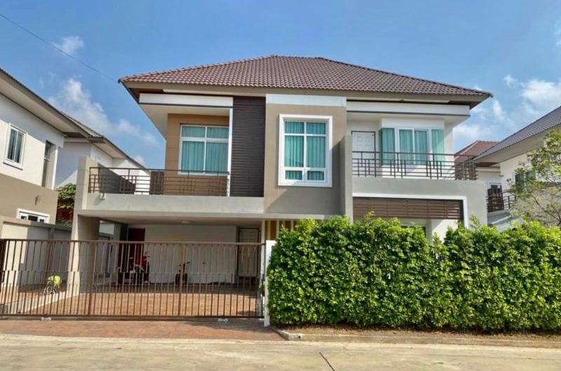 Two-storey detached house for sale, Coco Hill Village, Sriracha, Chonburi.