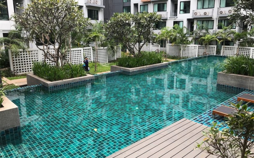 Condo for rent, great price, Japanese style, decorated, ready to move in, Dormy Residence, Sriracha, Chonburi.