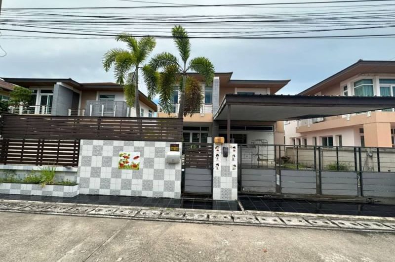 Beautiful house for sale, good location, The Boulevard Village, Sriracha, Chonburi.