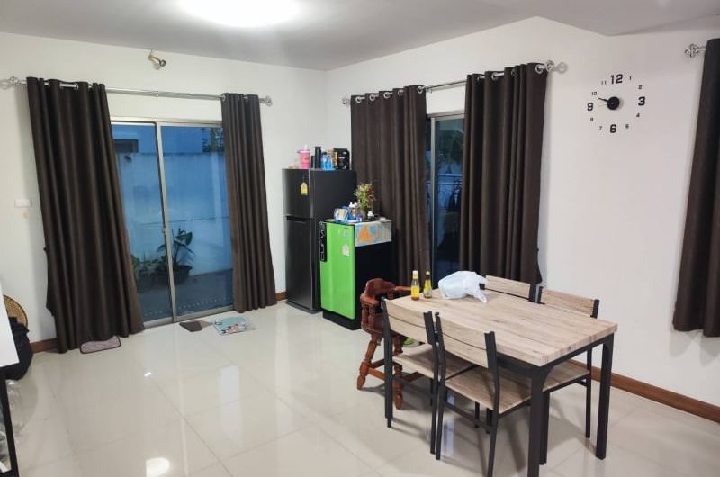 Beautiful 2-story house for sale, Life in the Garden Village, Suan Suea-Sriracha, Chonburi.