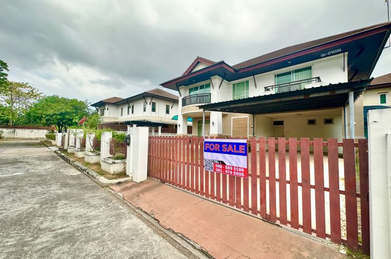 Second-hand house in Sriracha, Baan Paweenwan Project, Surasak, Sriracha, Chonburi