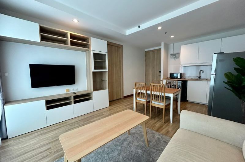 Condo for rent Sriracha Ladda Plus overlooks a convenient community area, Chonburi.