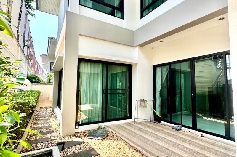 Second-hand detached house in Sriracha, The Complete Village, Surasak, Sriracha, Chonburi.