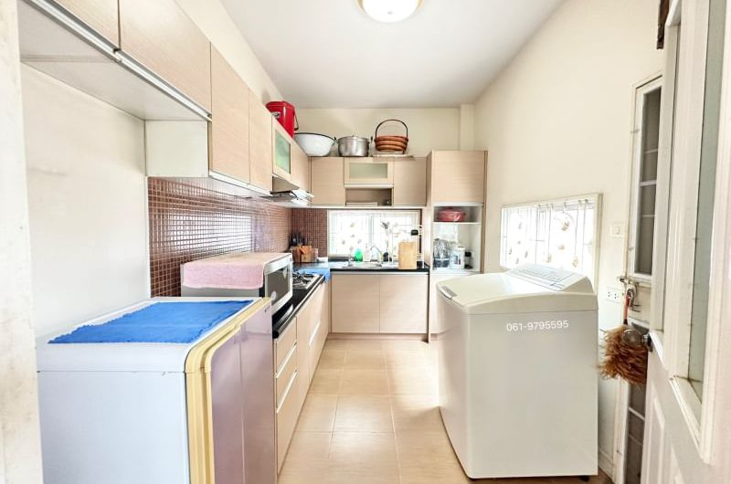 Second-hand detached house in Sriracha Grand Maneerin Village, Sriracha, Chonburi
