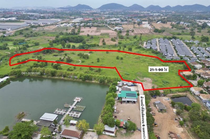 Sriracha land, beautiful plot, yellow area, community area, very good location, Sak Kho-Nong Kham road.