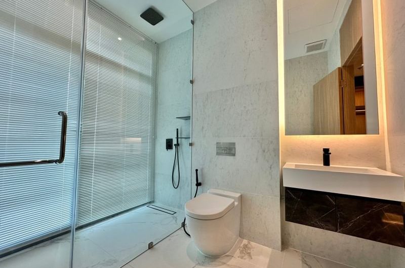 For sale, for rent, penthouse, Casaluna Paradiso, beautiful room, good location, sea view, furnished, move in Ready