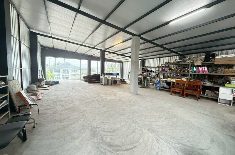Home office for sale, Sriracha area, Wat Hin community area, decorated inside, ready to use
