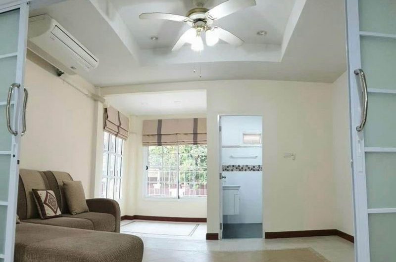 Second-hand detached house for sale, Grand Home Place Village, Liang Nong Mon, Chonburi