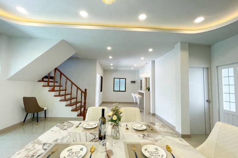 Second-hand house in Sriracha, newly renovated, Amporn Place Village project, Sriracha, Chonburi