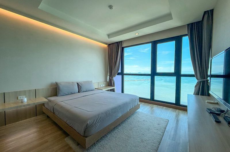 ให้เช่าลัดดาพลัส คอนโด ห้องสวย ชั้นสูง วิวทะเล ใกล้ห้างโรบินสันศรีราชา