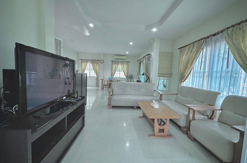 For sale, for rent, 2-storey detached house, Grand Manirin Village Project, Sriracha, Chonburi