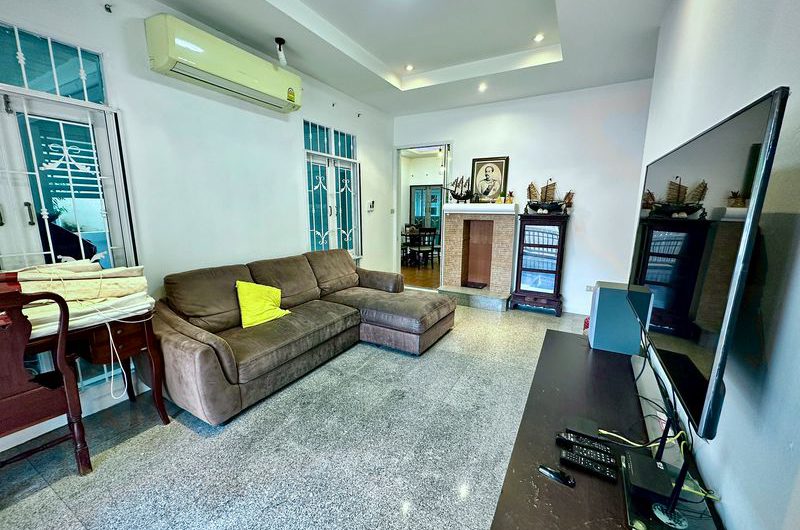 Single house for rent, move in Ready, Baan Suan Walaya project, Sriracha, Chonburi