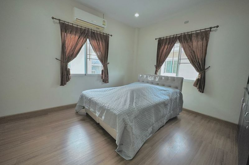 For sale, for rent, 2-storey detached house, Grand Manirin Village Project, Sriracha, Chonburi