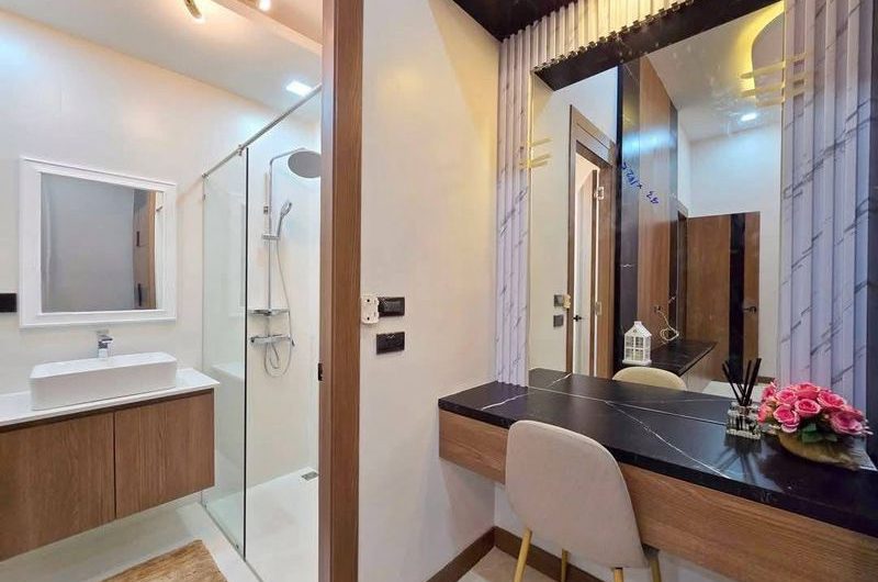 Newly built pool villa for sale, fully furnished, move in Ready, Soi Siam Country Club, Pattaya, Bang Lamung, Chonburi