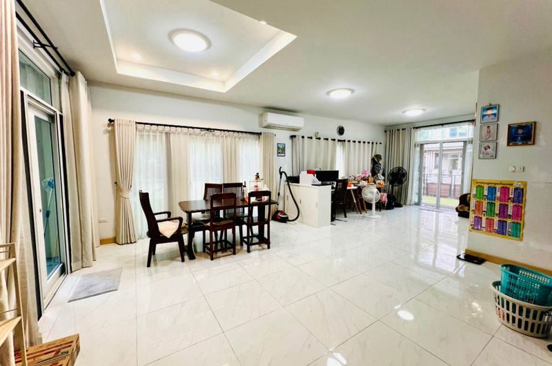 Second-hand detached house for sale, Country Home Lake and Park Village, Sriracha, Chonburi