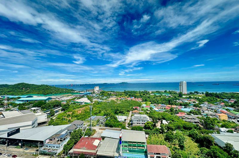 Urgent sale, very cheap price, Knightsbridge The Ocean Sriracha Condo, beautiful room, sea view