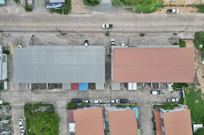 ขายอาคารพาณิชย์ เครือสหัฒน์ หนองขาม หน้าหมู่บ้านเดอะ เพอร์เฟค ทาวน์ ศรีราชา