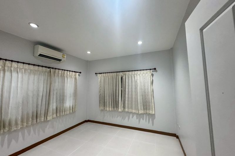 Single-storey detached house for rent, ready to move in, Montri Park Village, Sriracha, Chonburi