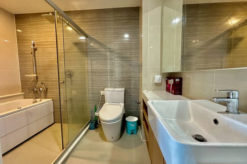 Urgent sale, very cheap price, Knightsbridge The Ocean Sriracha Condo, beautiful room, sea view