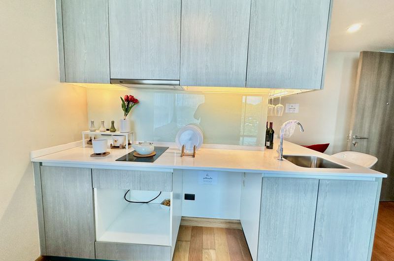 Condo for sale in Sriracha, cheap price, city center, seafront project, Marina Bay Front