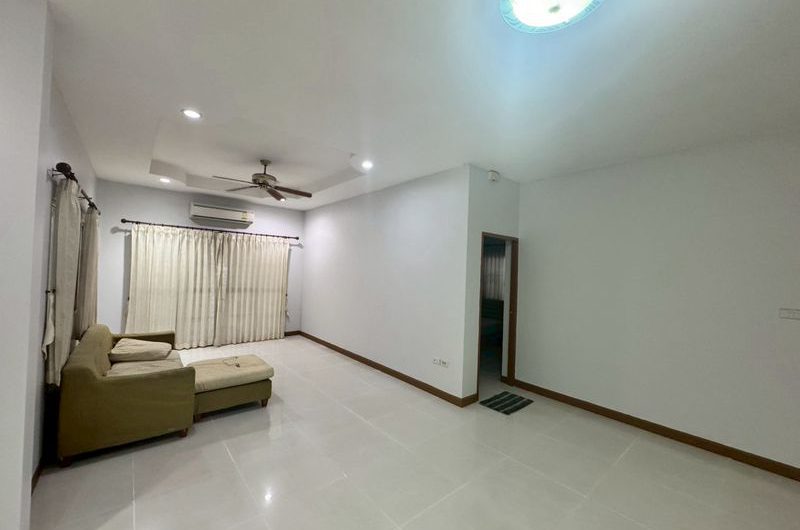 Single-storey detached house for rent, ready to move in, Montri Park Village, Sriracha, Chonburi