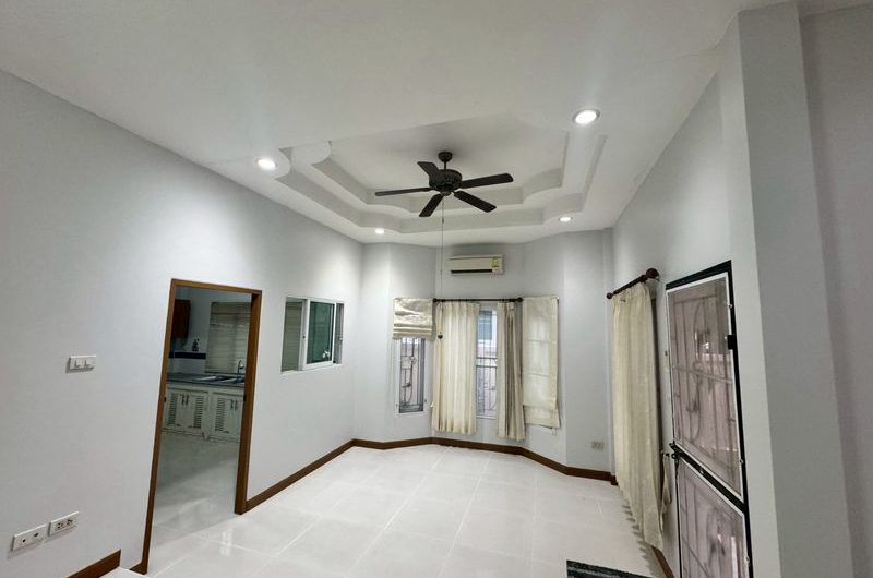 Single-storey detached house for rent, ready to move in, Montri Park Village, Sriracha, Chonburi