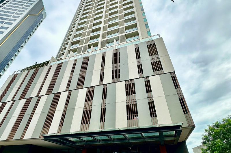 Condo for sale in Sriracha, cheap price, city center, seafront project, Marina Bay Front