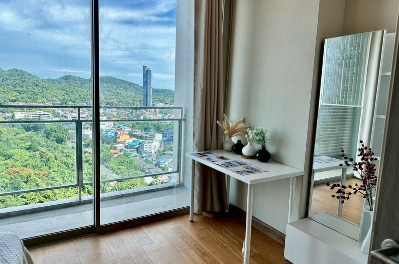Condo for sale in Sriracha, cheap price, city center, seafront project, Marina Bay Front