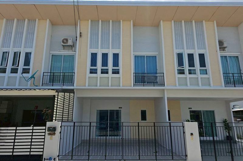 Townhouse for sale, The Mix Grand, Nong Kham, Sriracha, cheap price, near the motorway