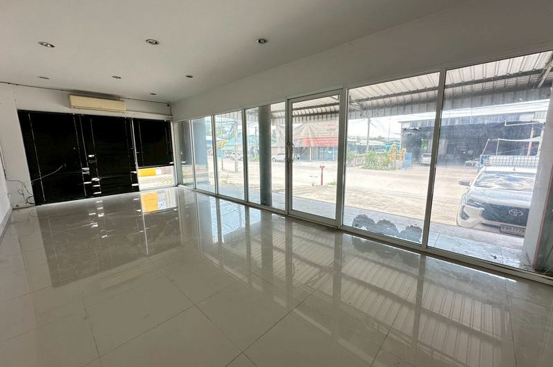 For sale: 2 commercial buildings in front of The Perfect Town Village, Sriracha, Chonburi
