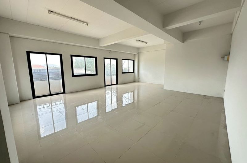 For sale: 2 commercial buildings in front of The Perfect Town Village, Sriracha, Chonburi