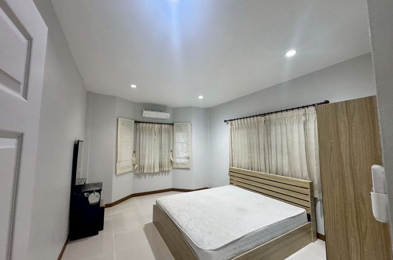 Single-storey detached house for rent, ready to move in, Montri Park Village, Sriracha, Chonburi