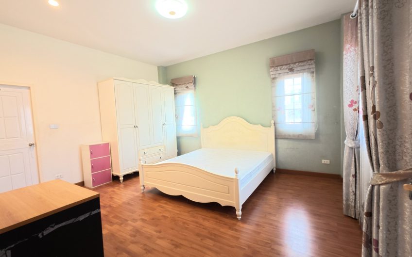 Luxurious detached house, move in ready, near Bangsaen Beach, Nong Mon, very premium location