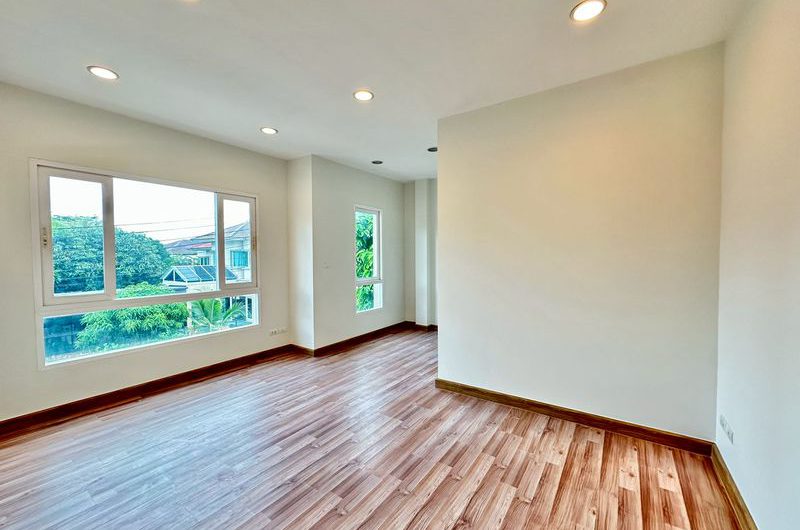 บ้านเดี่ยวศรีราชา โครงการหรู คาซ่า เลเจ้นด์ ทำเลดี การเดินทางสะดวก ใกล้มอเตอร์เวย์