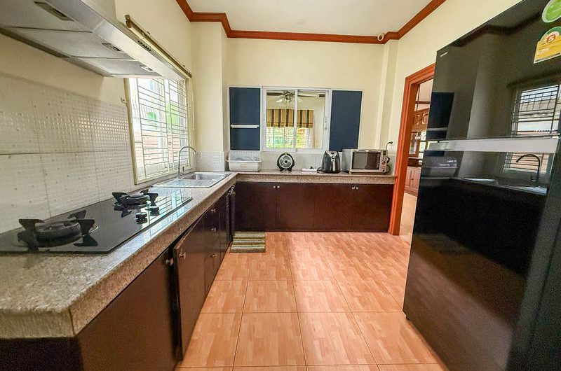 Second-hand detached house for sale, community area, Chak Kho-Nong Yai Bu Road, Sriracha, Chonburi