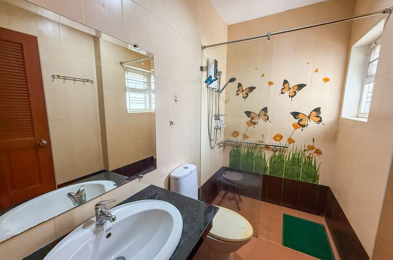 Second-hand detached house for sale, community area, Chak Kho-Nong Yai Bu Road, Sriracha, Chonburi