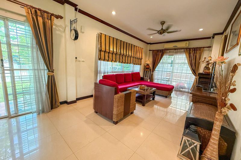 Second-hand detached house for sale, community area, Chak Kho-Nong Yai Bu Road, Sriracha, Chonburi