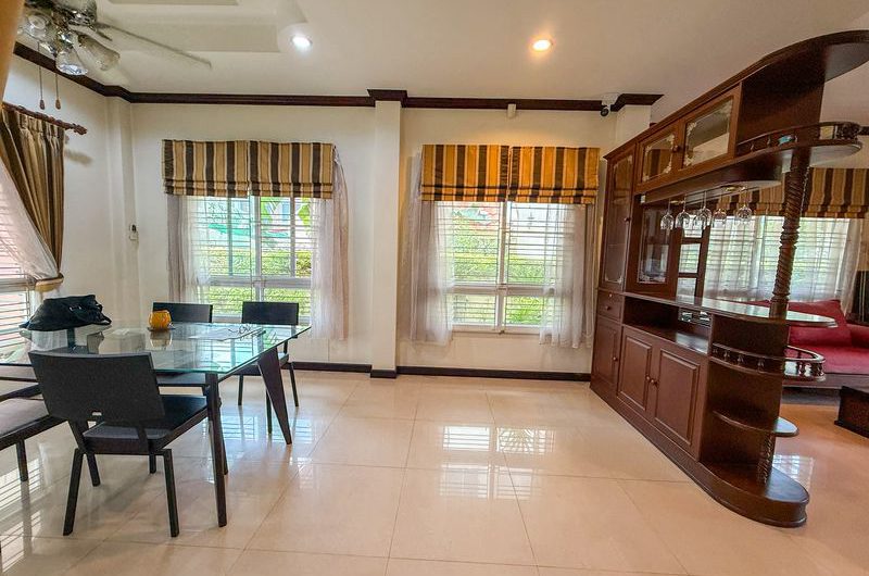 Second-hand detached house for sale, community area, Chak Kho-Nong Yai Bu Road, Sriracha, Chonburi